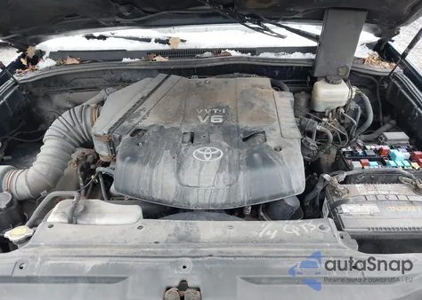 2005 Toyota 4Runner Sr5 Sport V6 from USA, damaged, VIN JTEBU14R858042478